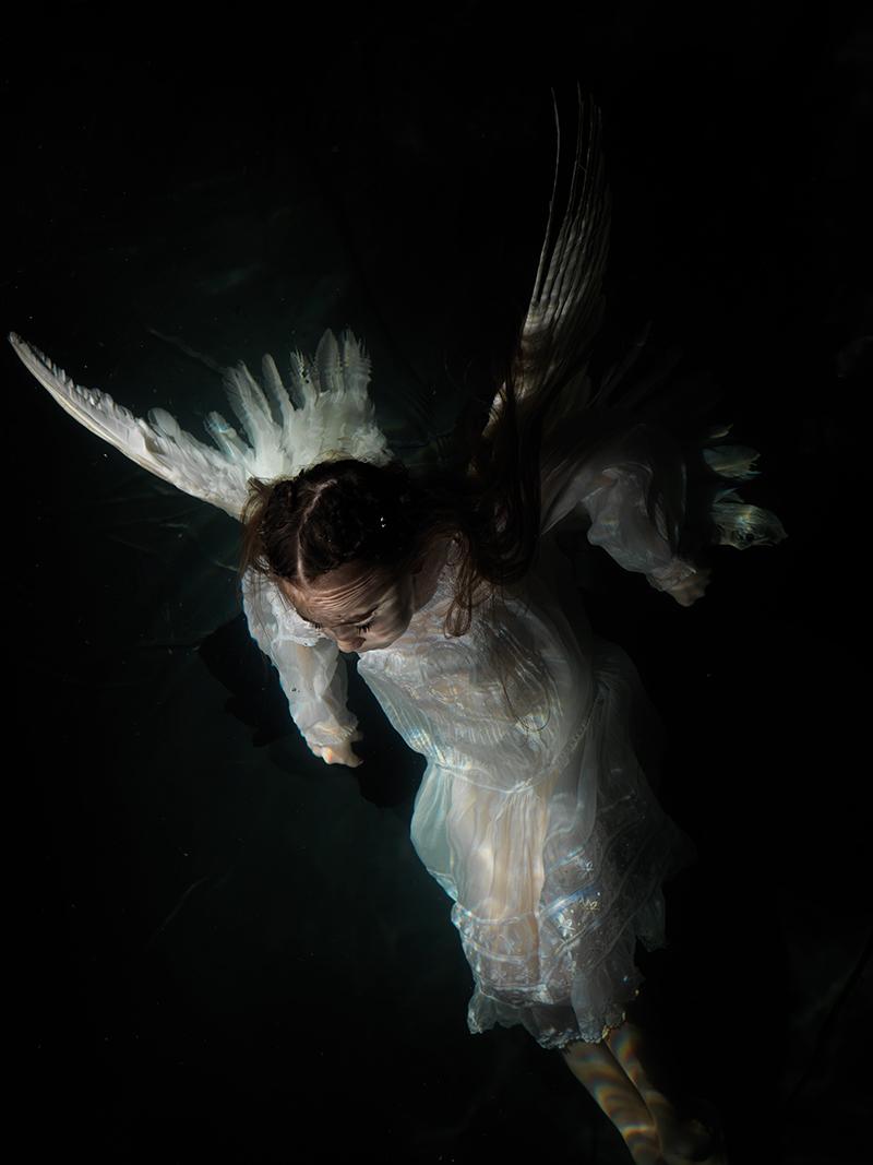 Baroque Reverberations: Caravaggio-Inspired Underwater Art