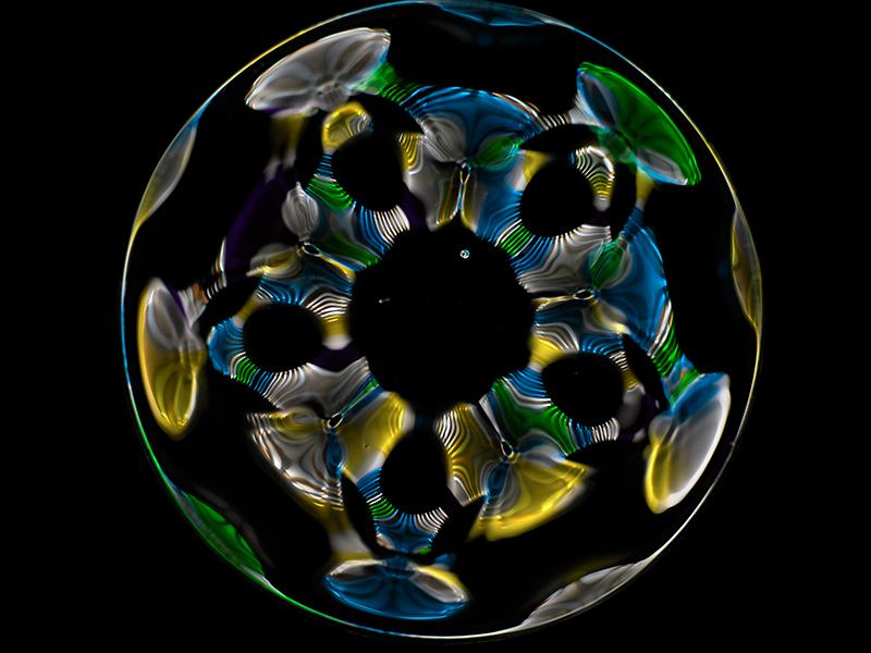 Artistic Fusion: Gravitational Waves Visualized in Cymatics Symphony